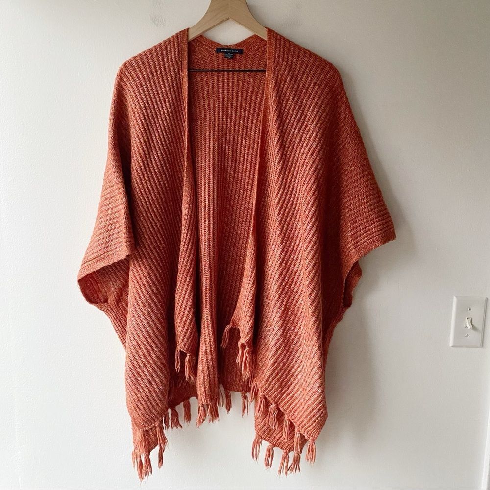 american eagle rust burnt orange open front fringe poncho sweater OS